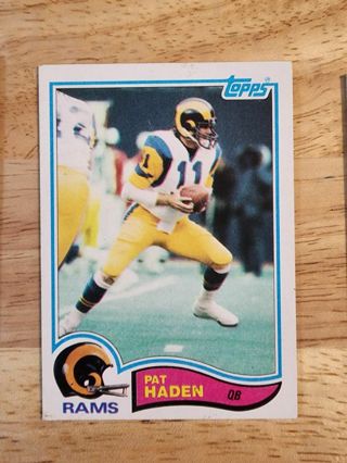 82 Topps Pat Haden #377 (slight back damage)