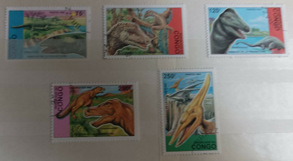 Happy HALLOWEEN set of 5 stamps on theme dinosaurs -L@@K- 