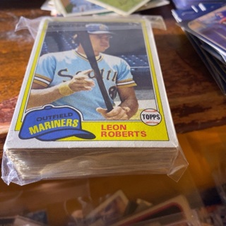 (50) 1981 topps random baseball cards 