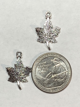 MAPLE LEAF CHARMS~#21~SILVER~SET OF 2 CHARMS~FREE SHIPPING!