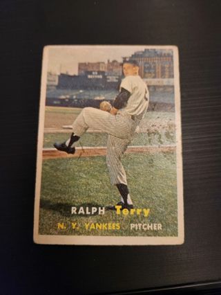 1957 Topps Baseball Ralph Terry #391 New York Yankees, VG condition, Free Shipping!