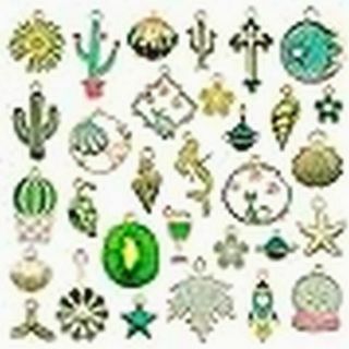 10pc Mixed Green Charms #2 (PLEASE READ DESCRIPTION