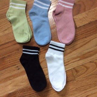 Brand New 5 Pairs of Girls Back to School Socks .