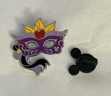 Disney Pin - MARDI GRAS MASK Snow White theme - For Pin Trading/Collecting