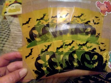 Halloween 10 cello bags 10 × 4 no refunds regular mail only Very nice