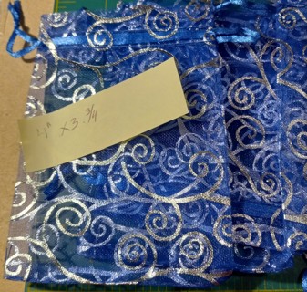 5 BN BLUE WITH GOLD SWERLS ORGANZA POUCHES