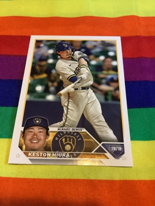 Topps 2023 Collectible Baseball Card #104 Keston Hiura Milwaukee Brewers 