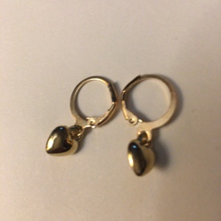 New GP Heart Earrings Read description before bidding