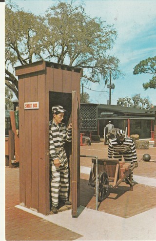 Vintage Unused Postcard: a: Sweat Box, Old Jail, ST Augustine, FL