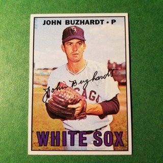 1967 - TOPPS BASEBALL CARD NO. 178 - JOHN BUZHARDT - WHITE SOX - EXMT/NRMT/MT. - READ