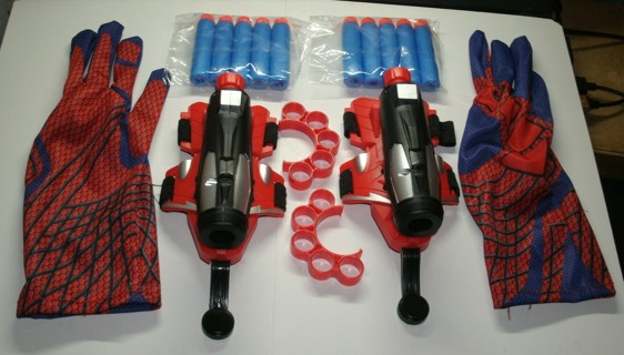 2 kids Spider-Man Dart Blaster w/ 2 gloves + 10 darts