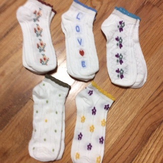 Brand New 5 Pairs of Women’s Sneaker Socks .