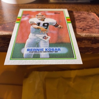 1989 topps Bernie kosar football card 