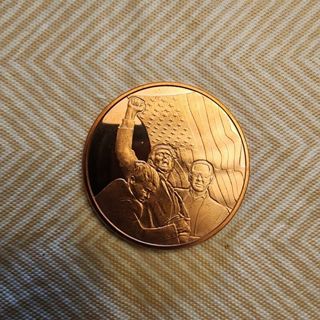 1 oz..999 Fine Copper Trump fight!fight!fight! coin