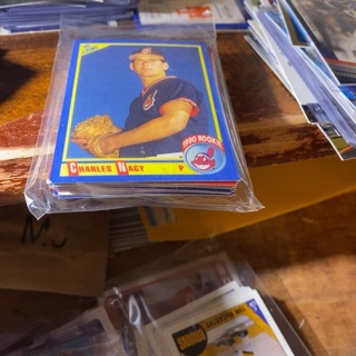  (34) 1990 score random baseball cards