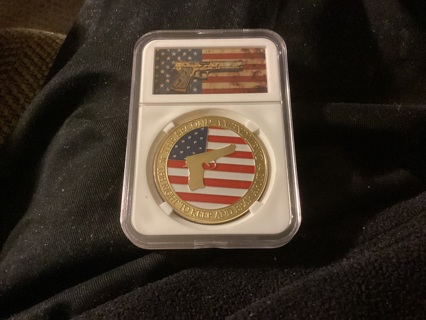 THE SECOND AMENDMENT COIN IN Collector Case