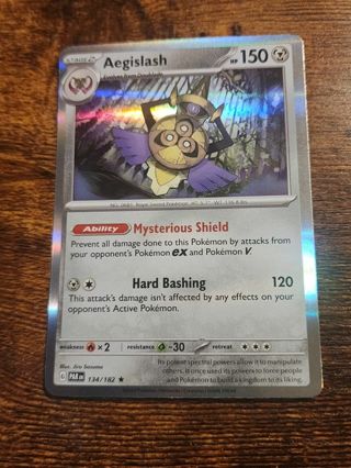 Pokemon Aegislash holo rare card 134/182