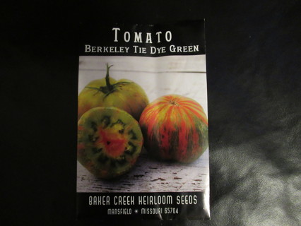 Lot of HEIRLOOM VEGETABLES~~New in packs!