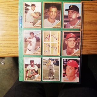 9 - LOT 1962 TOPPS - LOW TO MID GRADE - BASEBALL CARDS