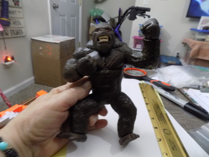 8 inch tall Roaring King Kong action figure