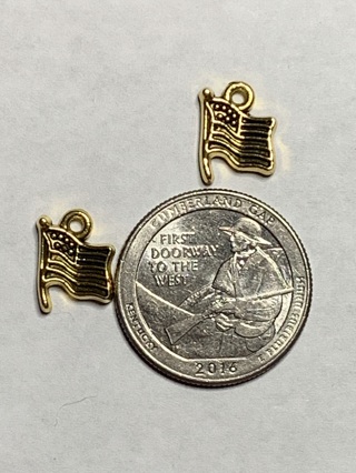 ANTIQUE GOLD CHARMS~#86~SET OF 2~FREE SHIPPING!