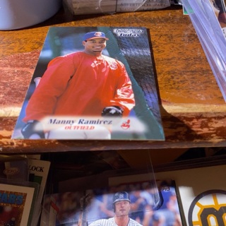 1998 fleer legends of today manny Ramirez baseball card 