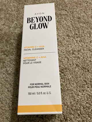 Avon Beyond Glow Facial Cleanser (new)