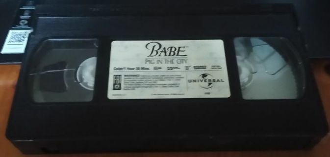 VHS: Babe: Pig In The City
