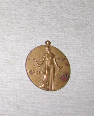 World War Two 1941-1945 Freedom from Fear and Want Freedom of Speech and Religion Medal LAST ONE 