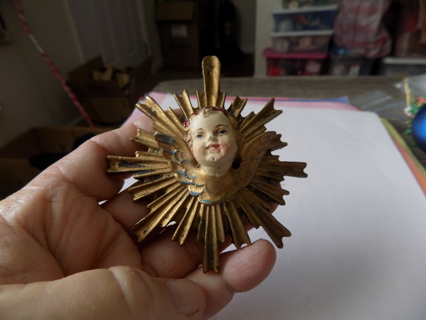 Vintage 3 inch round gold starburst background ornament with angel face in ctr