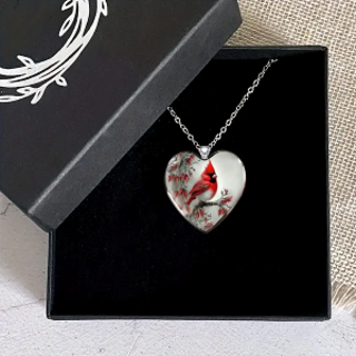 Beautiful Cardinal Necklace BNWT LAST ONE