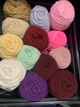 ONE POUND OF ASSORTED MYSTERY YARN