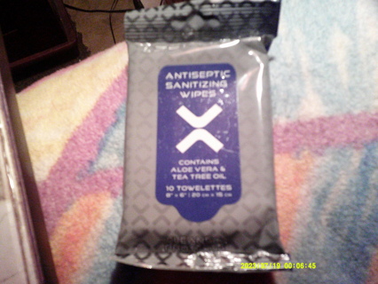 antiseptic wipes