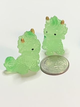 DRAGONS~#1~GREEN~SET OF 2 DRAGONS~GLOW IN THE DARK~FREE SHIPPING!