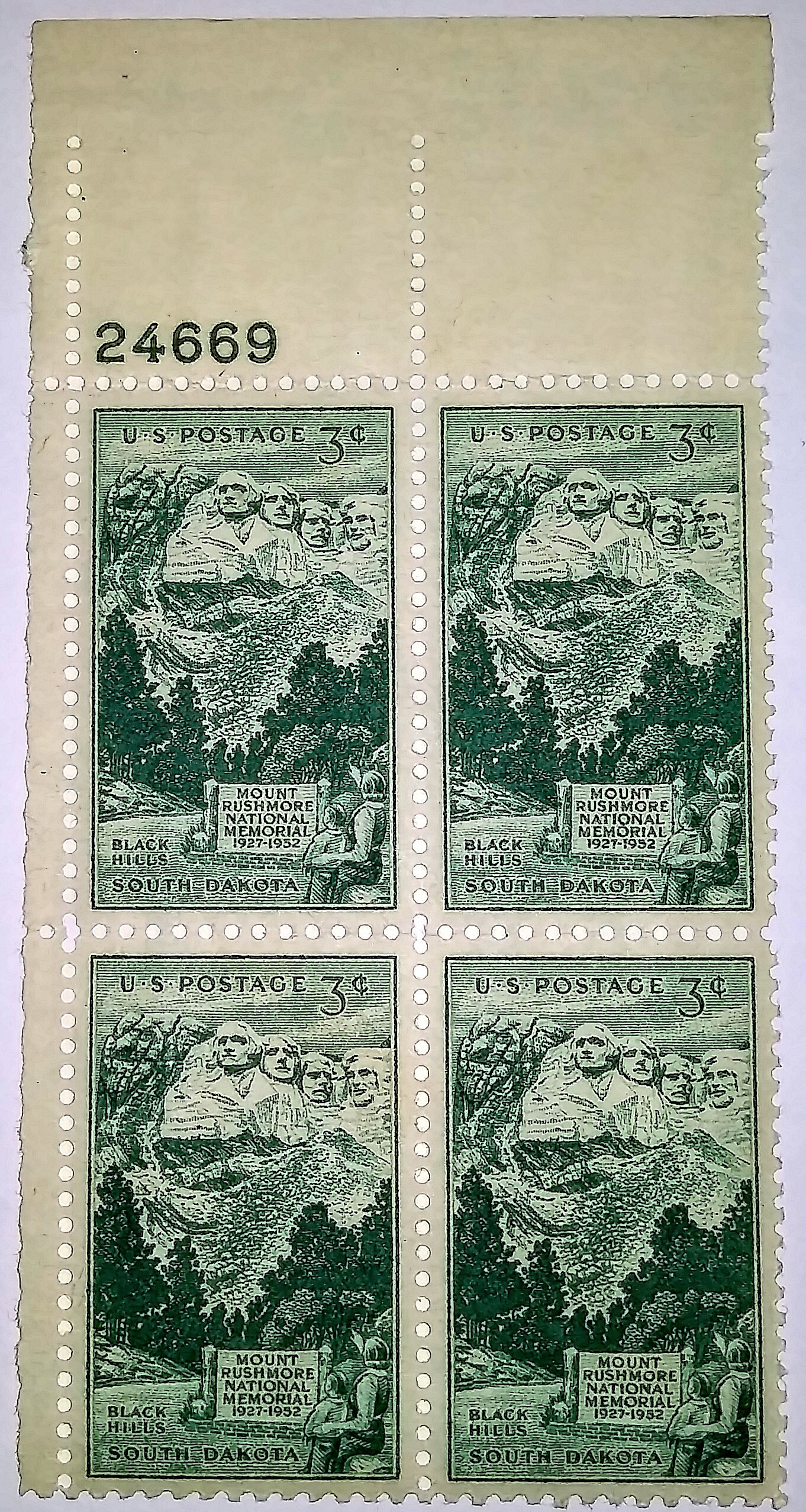 FREE: NICE OLD MNH STAMP BLOCK