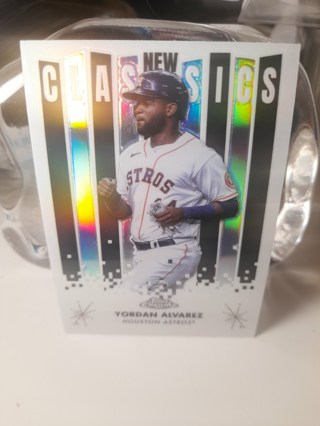 2022 Yordan Alvarez Classics Chrome Refractor