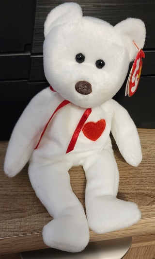 NEW - TY Beanie Bear Baby - "Valentino"