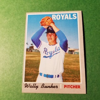 1970 - TOPPS BASEBALL CARD NO. 266 - WALLY BUNKER - ROYALS