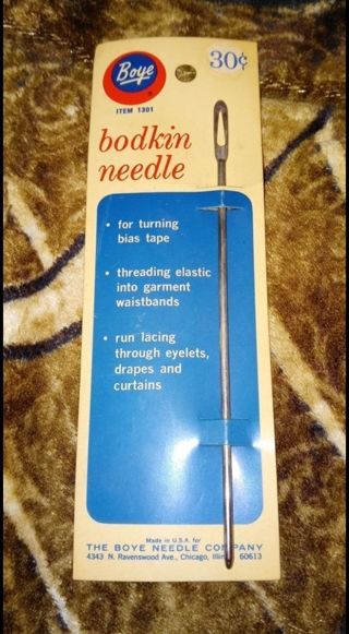 Vintage bodkin needle