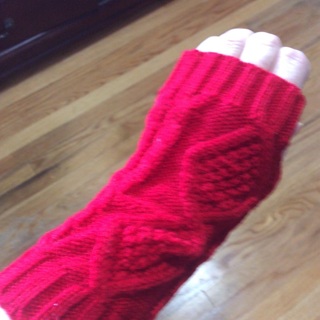 BN Knitted Fingerless Red Gloves