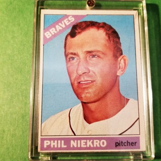 1966 - TOPPS   EXMT - NRMT   BASEBALL - CARD NO. 29 - PHIL NIEKRO - BRAVES