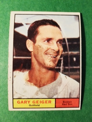 1961 - TOPPS EXMT - NRMT BASEBALL - CARD NO. 33 -  GARY GEIGER - RED SOX