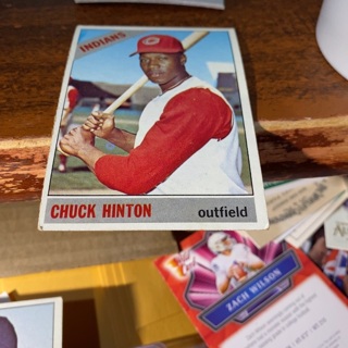 1966 topps Chuck Hinton baseball card 