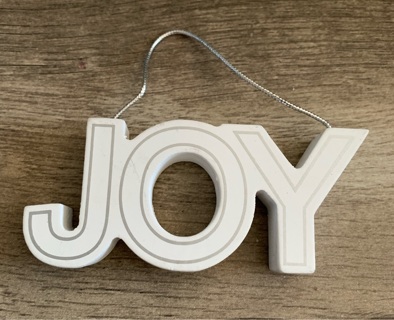 White painted Wood “JOY” Christmas Tree Ornament Preowned 