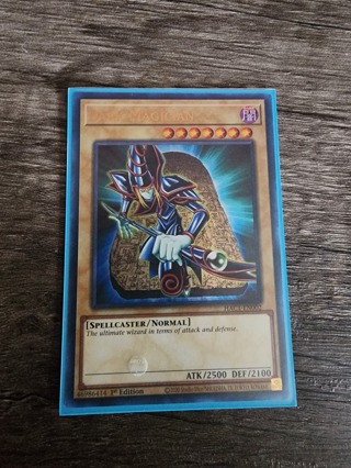 Dark Magician holo Yu-Gi-Oh card