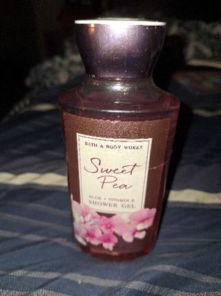 BBW sweet pea shower gel