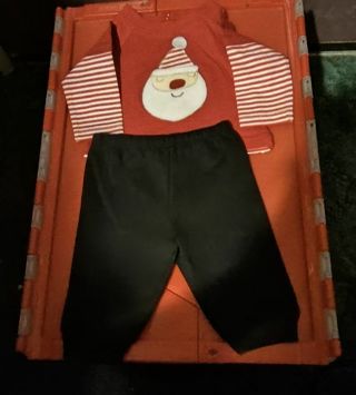 New without tags 2 piece Christmas outfit 0-3 m