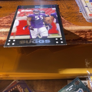 2007 Topps Terrell Suggs football card 