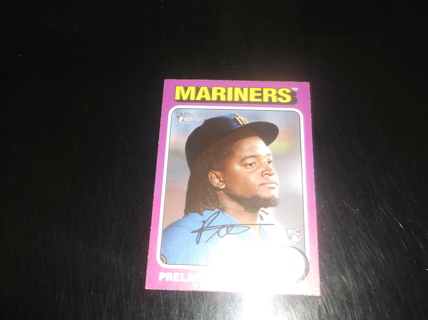 2024 Topps Heritage Prelander  Berroa  Rookie  card   #  424    Seattle Mariners