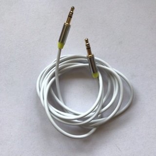 3.5mm aux cable white 